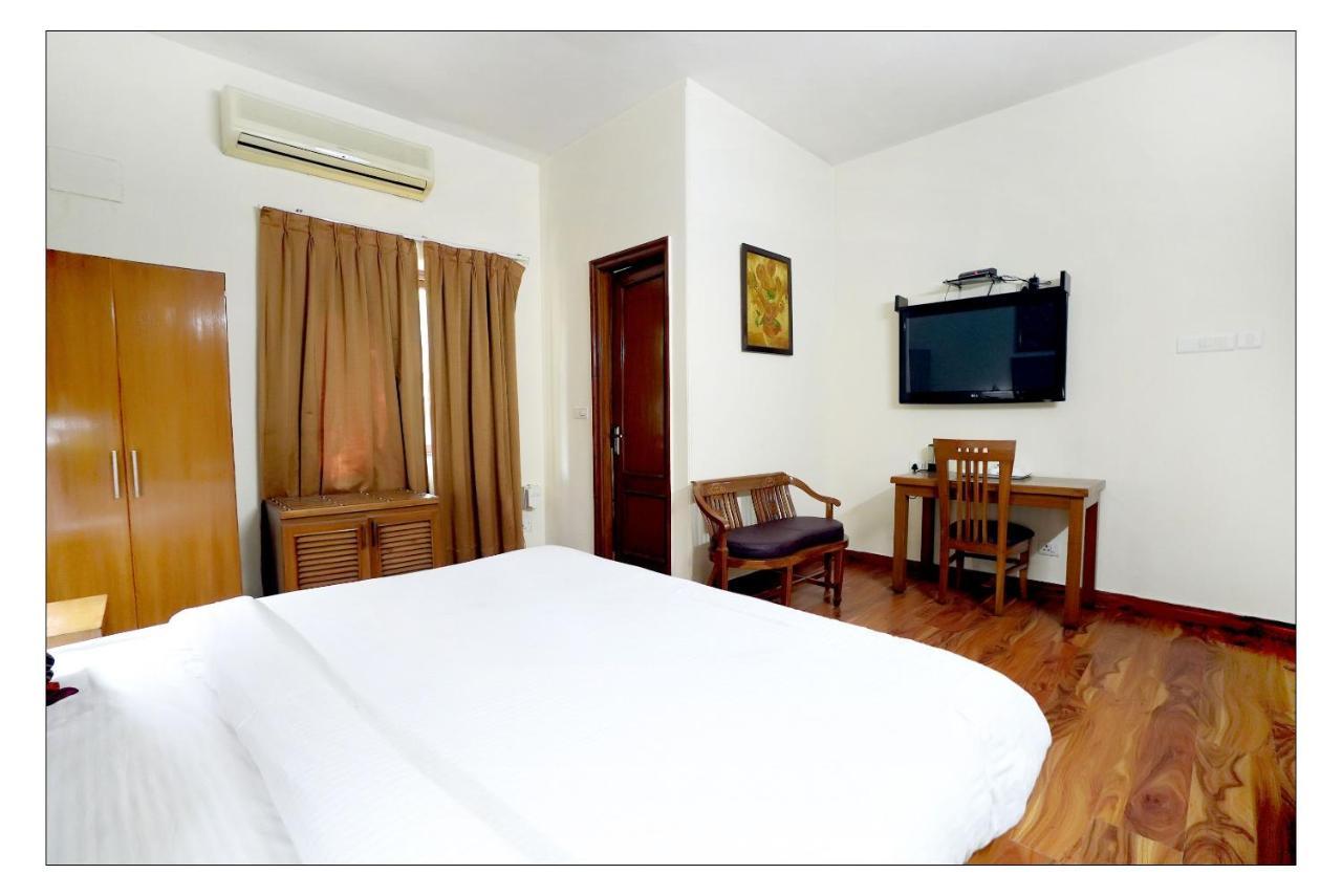 Hotel Oscar - Hauz Khas Nowe Delhi Zewnętrze zdjęcie