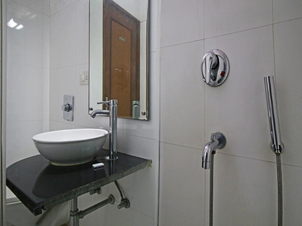 Hotel Oscar - Hauz Khas Nowe Delhi Zewnętrze zdjęcie