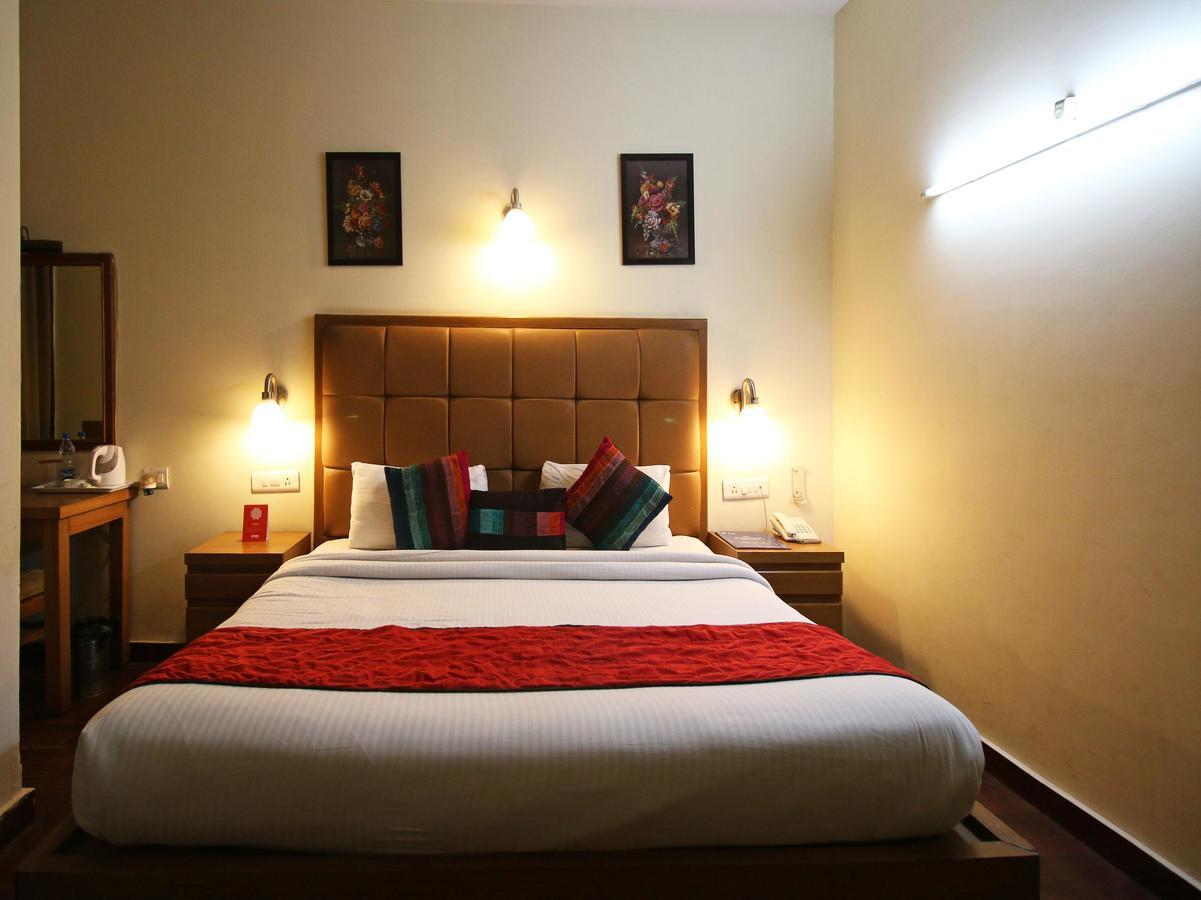 Hotel Oscar - Hauz Khas Nowe Delhi Zewnętrze zdjęcie